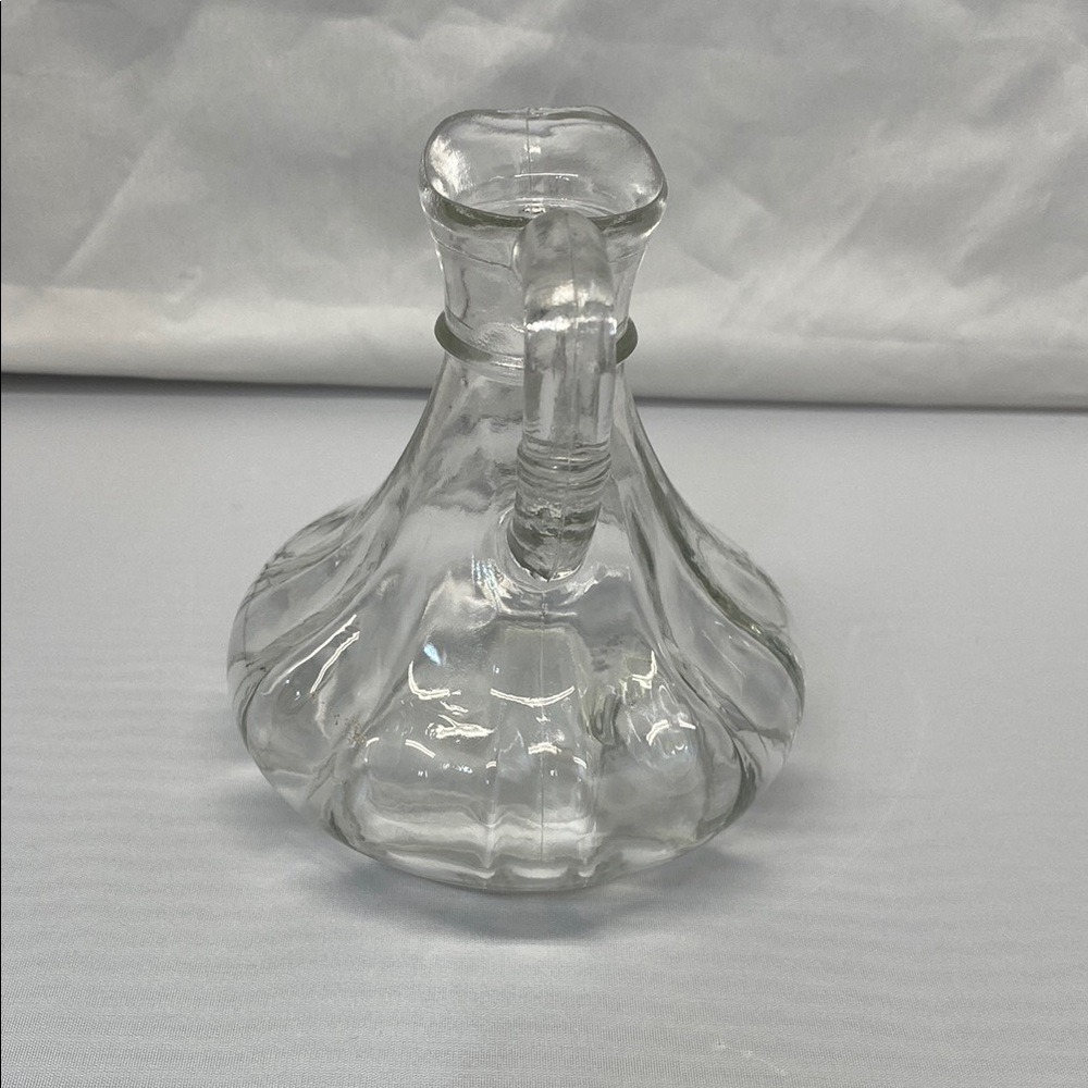 Anchor Hocking Cruet for Oil/Vinegar - Picture 5 of 8
